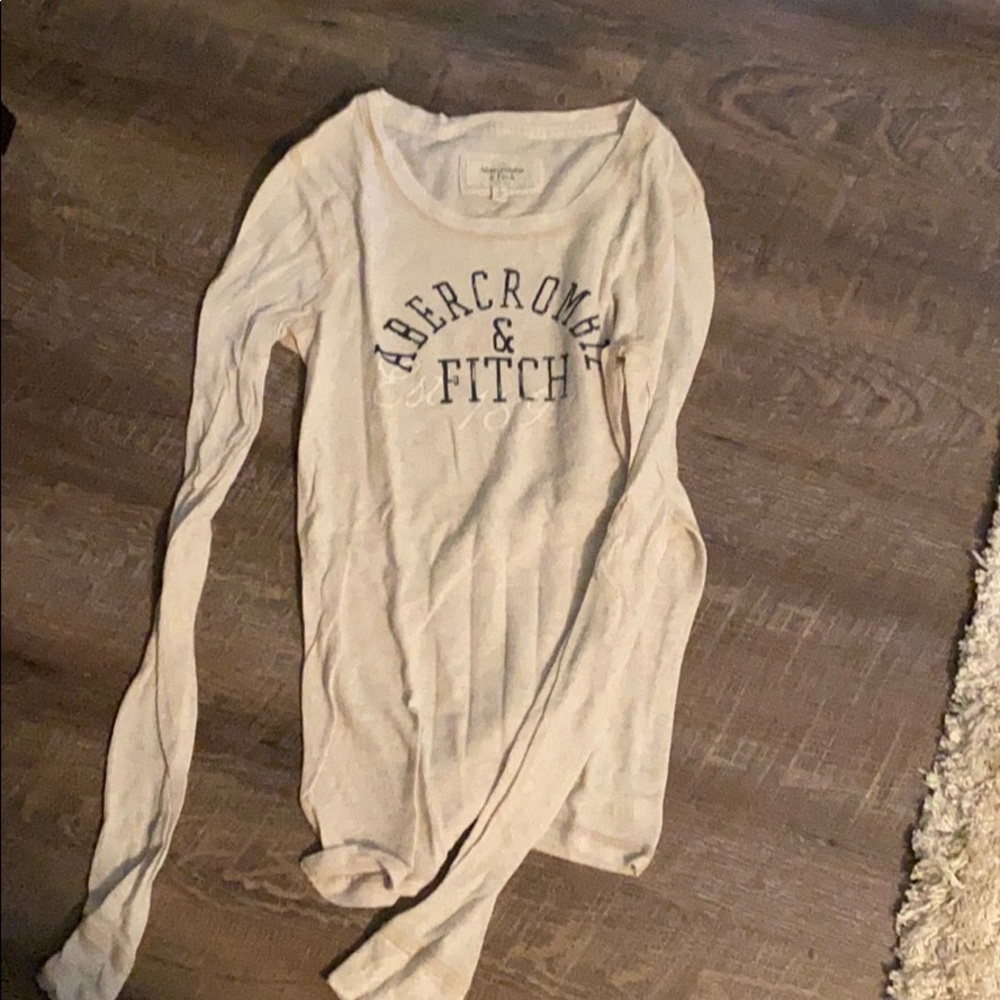 Long sleeve tee